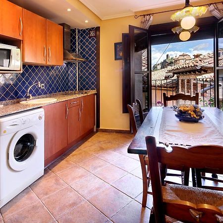 Apartamentos Teresana Alquézar Habitación foto